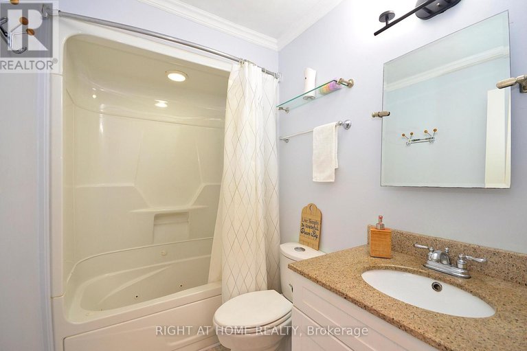 29341275/77-winchester-drive/glencairnhazeldean/ottawa/ontario/K2L2R3_16