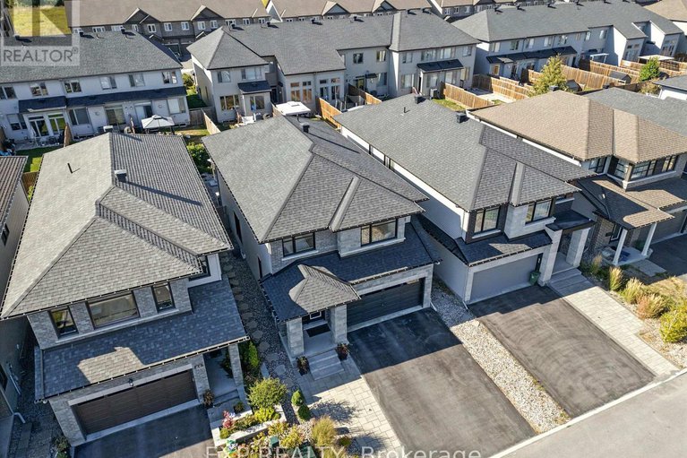 28825535/68-palfrey-way/emerald-meadowstrailwest/ottawa/ontario/K2V0B4_3