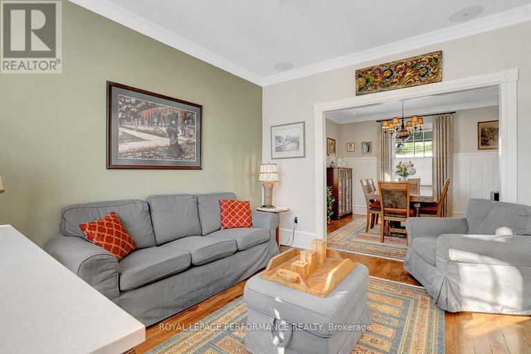 28607990/93-craig-street/village-of-russell/russell/ontario/K4R1A2_9
