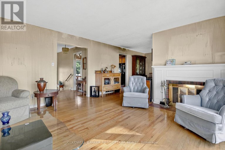 28956682/5228-mclean-crescent/manotick-long-island-nicholls-island/ottawa/ontario/K4M1G2_7
