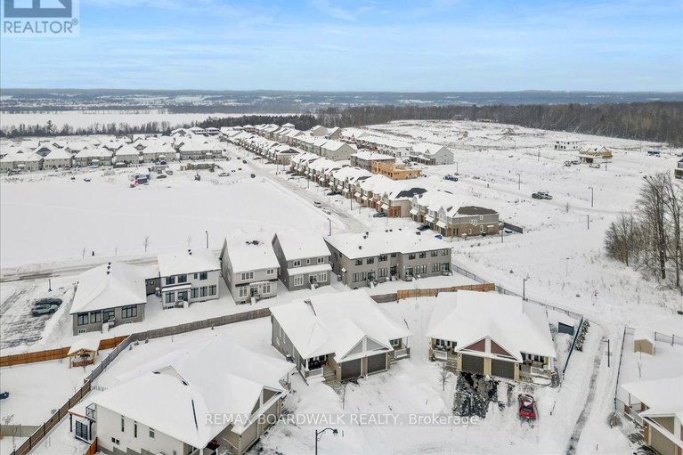 29313884/779-keinouche-place/camelot/ottawa/ontario/K4A5K3_41