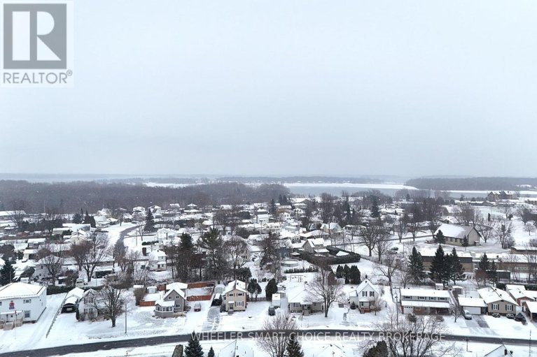 29225740/14-saunders-avenue-n/long-sault/south-stormont/ontario/K0C1P0_48