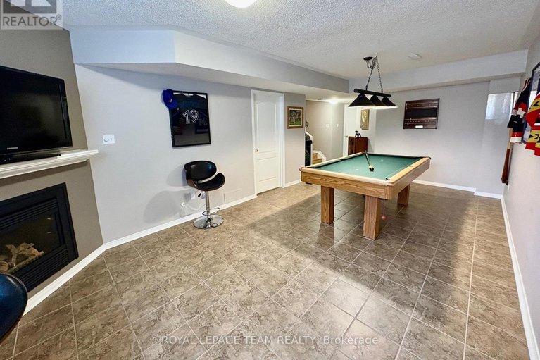 29421780/6302-sablewood-place/chapel-hill/ottawa/ontario/K1C7M6_45