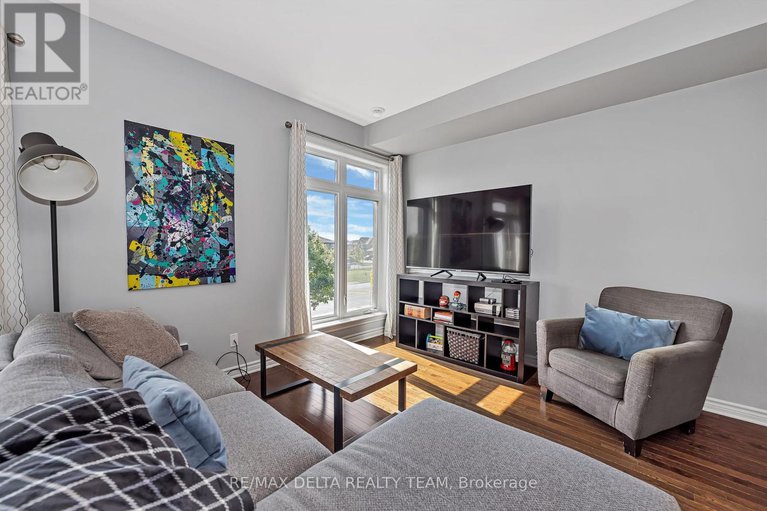 28893369/616-chaperal-private/avalon-west/ottawa/ontario/K4A0Y2_20