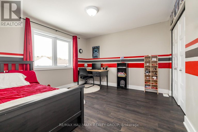 28347410/87-cobblestone-drive/village-of-russell/russell/ontario/K4R0B2_34