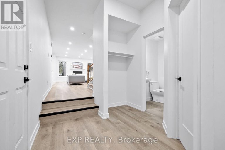 29404235/12-marabrooke-street/strandherd/ottawa/ontario/K2G7A1_6