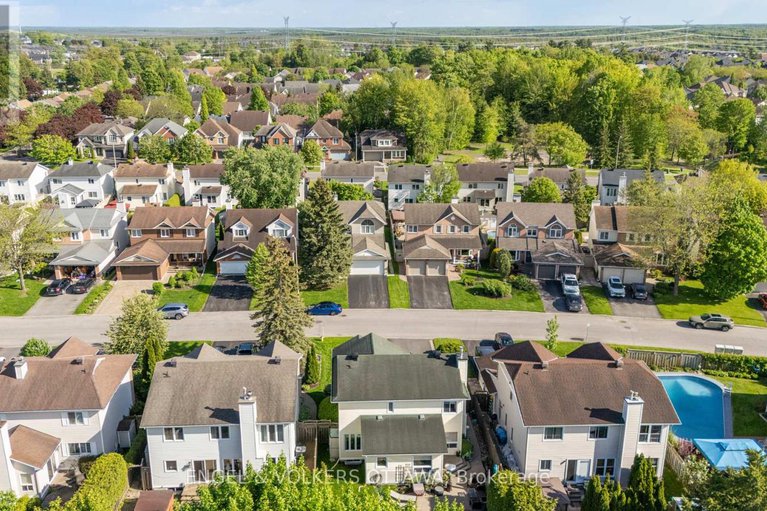 28489478/6149-westwater-crescent/orleans-village/ottawa/ontario/K1W1E1_2