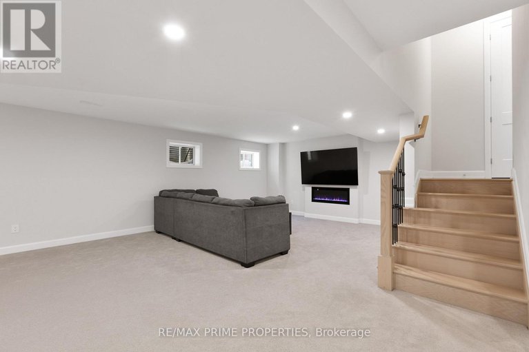 29411755/820-mercier-crescent/orleans-village/ottawa/ontario/K1W0N6_32