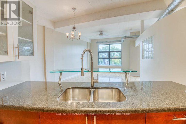 29115479/405-320-parkdale-avenue/ottawa-west/ottawa/ontario/K1Y4X9_9