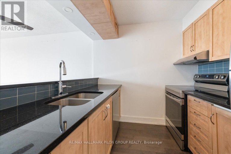 29451264/902-154-nelson-street/lower-town/ottawa/ontario/K1N7R5_3