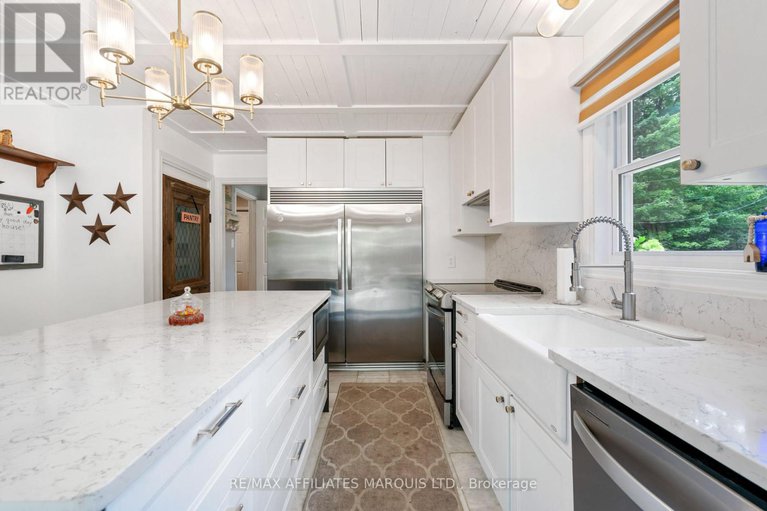 29081441/18723-county-18-road/south-glengarry-charlottenburgh-twp/south-glengarry/ontario/K0C1S0_16