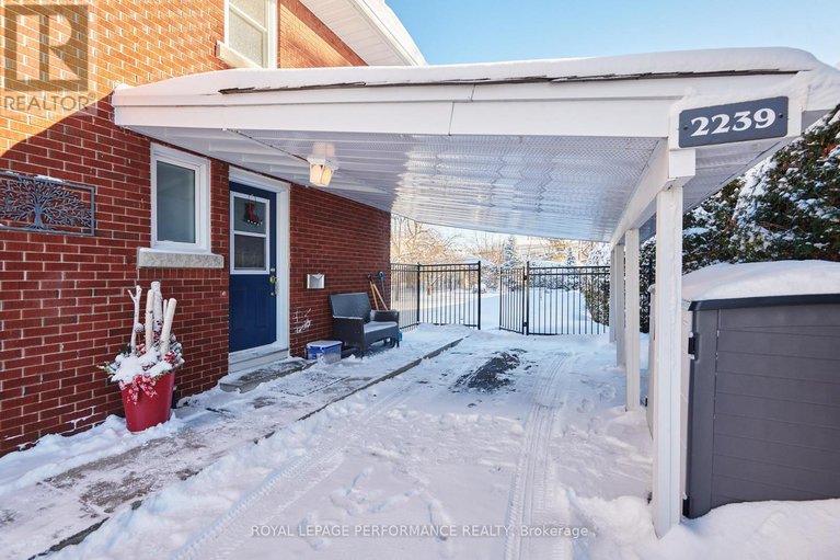 29344421/2239-webster-avenue/alta-vista/ottawa/ontario/K1H7H1_2