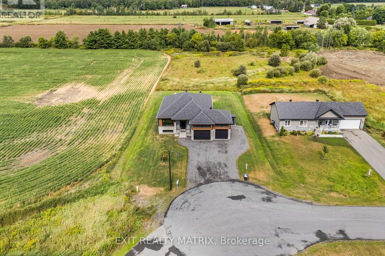 28790926/529-voie-ferree-road/clarencerockland-twp/clarence-rockland/ontario/K0A2A0_32
