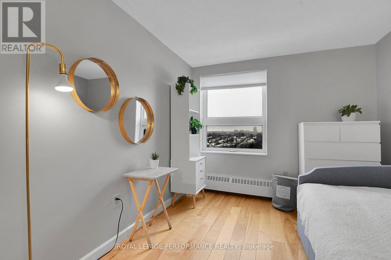 29351288/905-373-laurier-avenue-e/sandy-hill/ottawa/ontario/K1N8X6_28