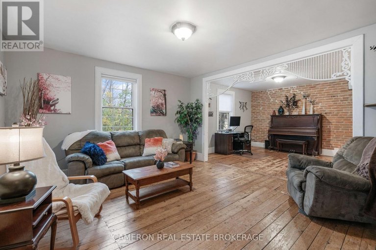 29598086/37-duncan-street/lancaster/south-glengarry/ontario/K0C1N0_17