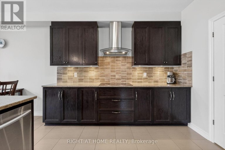 29683853/44-hawks-landing-crescent/stittsville-north/ottawa/ontario/K2S1W1_19