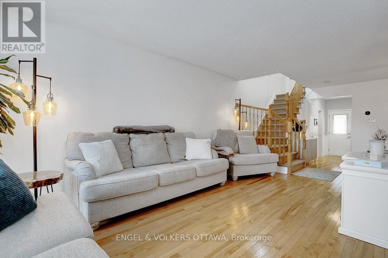 29355426/308-tabaret-street/emerald-meadowstrailwest/ottawa/ontario/K2M0B8_12
