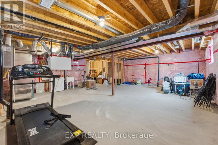 29231076/118-discovery-crescent/stittsville-north/ottawa/ontario/K2S0Z9_43