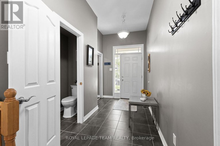 28633299/1879-arrowgrass-way/notting-hillsummerside/ottawa/ontario/K4A0C9_4
