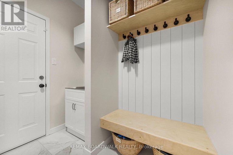 29250335/34-catterick-crescent/morgans-grantsouth-march/ottawa/ontario/K2K3M5_7