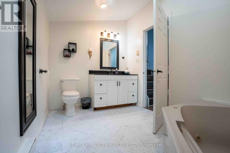 28564851/5042-johnson-road/south-glengarry-charlottenburgh-twp/south-glengarry/ontario/K0C2J0_34