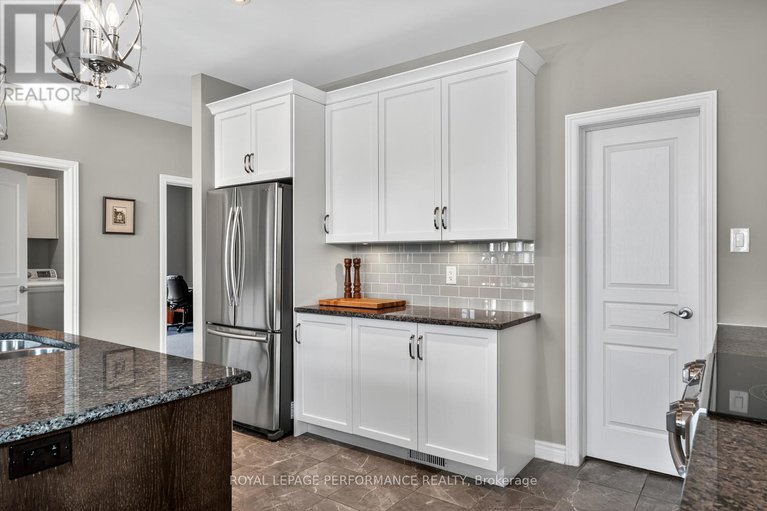 28914598/88-des-rails-street/town-of-rockland/clarence-rockland/ontario/K4K0K2_10