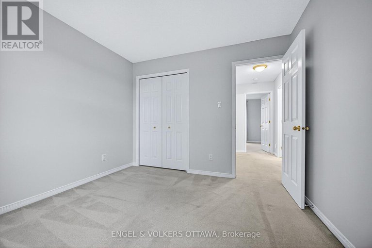 29030963/277-mart-circle/manor-park/ottawa/ontario/K1K4W2_34