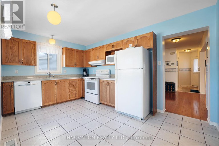 29423663/31-silver-horse-crescent/bridlewood/ottawa/ontario/K2M2J2_11