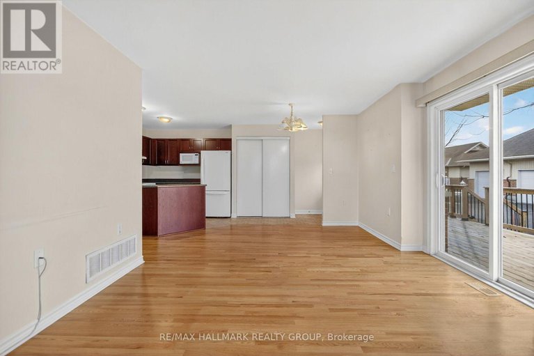 29149507/600-sunbeam-private/richmond/ottawa/ontario/K0A2Z0_19