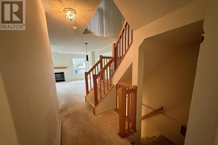 28832918/5-roblyn-way/barrhaven-east/ottawa/ontario/K2G5Z4_5