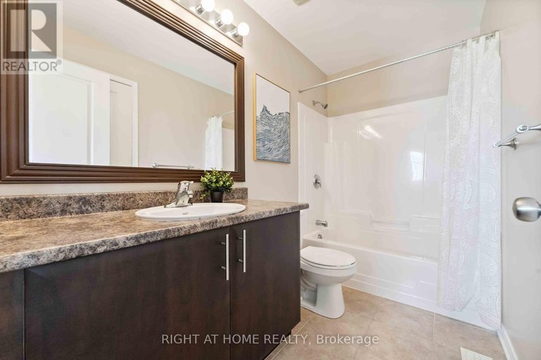 28585607/905-caldermill-private/stonebridge/ottawa/ontario/K2J0Z8_23