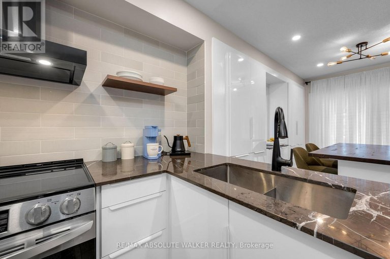 29607391/1641-frenette-street/fallingbrookgardenway-south/ottawa/ontario/K4A5B7_14