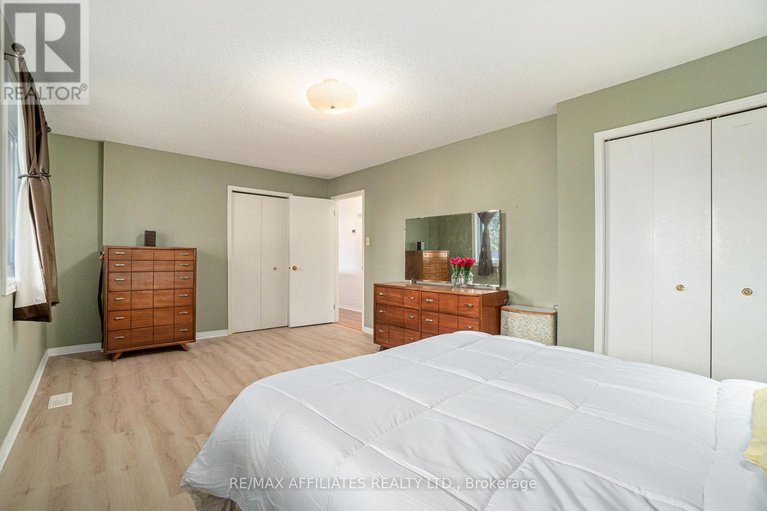 28854774/319-riverwood-drive/woodlawnmaclarens-landingkilmaurs/ottawa/ontario/K0A3M0_15