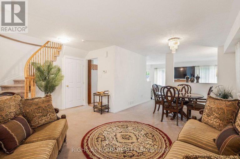 28494229/2383-glandriel-crescent/springridgeeast-village/ottawa/ontario/K4A4T1_9