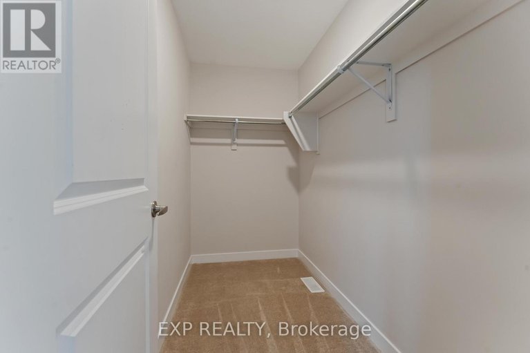 28821509/234-pursuit-terrace/goulbourn-twp-from-franktown-rdsouth-to-rideau/ottawa/ontario/K0A2Z0_23