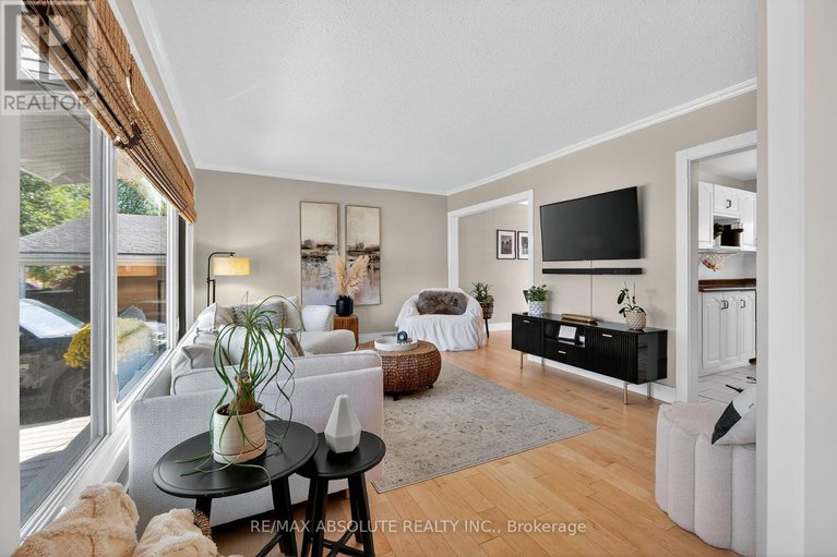 29104239/2186-tawney-road/hawthorne-meadows/ottawa/ontario/K1G1C5_5