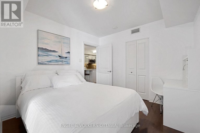 28875883/707-195-besserer-street/sandy-hill/ottawa/ontario/K1N0B6_23