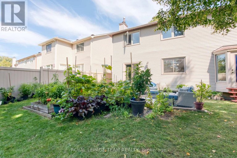 28854199/8-huntsman-crescent/bridlewood/ottawa/ontario/K2M1J2_39