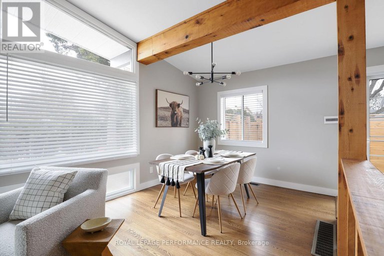 29123803/2320-nerta-street/hawthorne-meadows/ottawa/ontario/K1G1E5_18