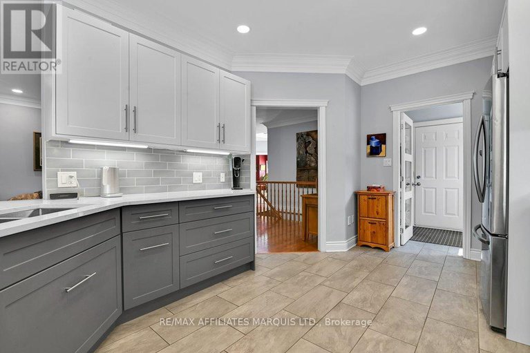 28184706/6798-riverview-drive/south-glengarry-charlottenburgh-twp/south-glengarry/ontario/K6H7M1_14