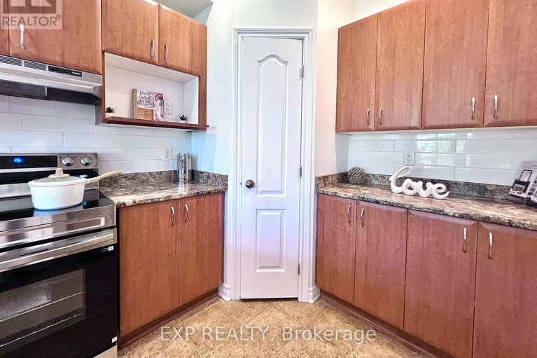 28928312/457-foxhall-way/bridlewood/ottawa/ontario/K2M0G2_14