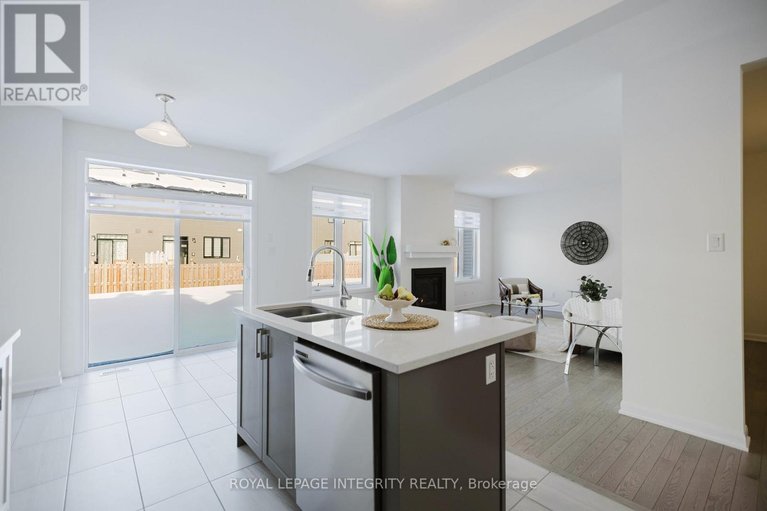 29273389/850-cappamore-drive/half-moon-bay/ottawa/ontario/K2C3H2_39