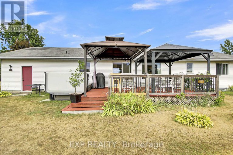 28766879/6454-waterbury-lane/north-gower/ottawa/ontario/K0A2T0_34