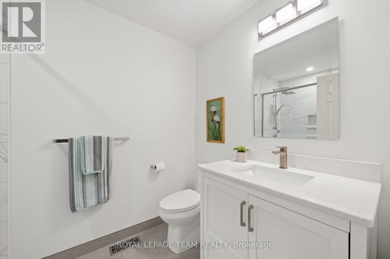 29655095/6461-waddion-drive/greely/ottawa/ontario/K4P1E7_30