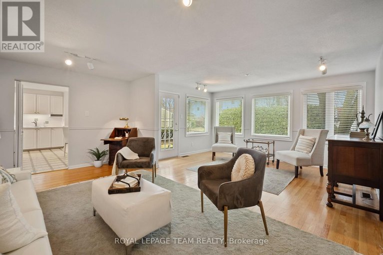 29622304/45-welkin-crescent/borden-farmstewart-farmcarleton-heightsparkwood-hills/ottawa/ontario/K2E5M4_6