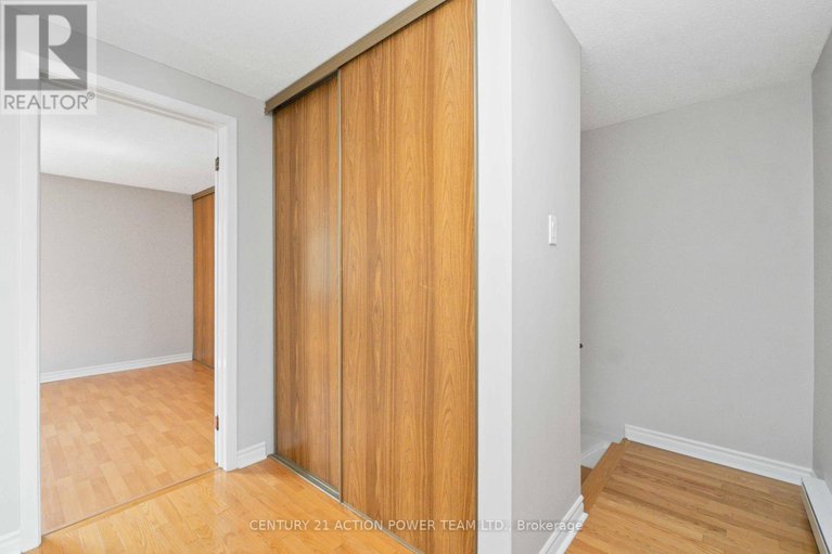 28688484/17-3103-armada-avenue/sawmill-creektimbermill/ottawa/ontario/K1T1T6_11