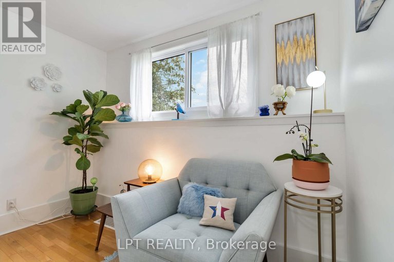 28364830/4484-county-12-road/south-stormont-osnabruck-twp/south-stormont/ontario/K0C1R0_23