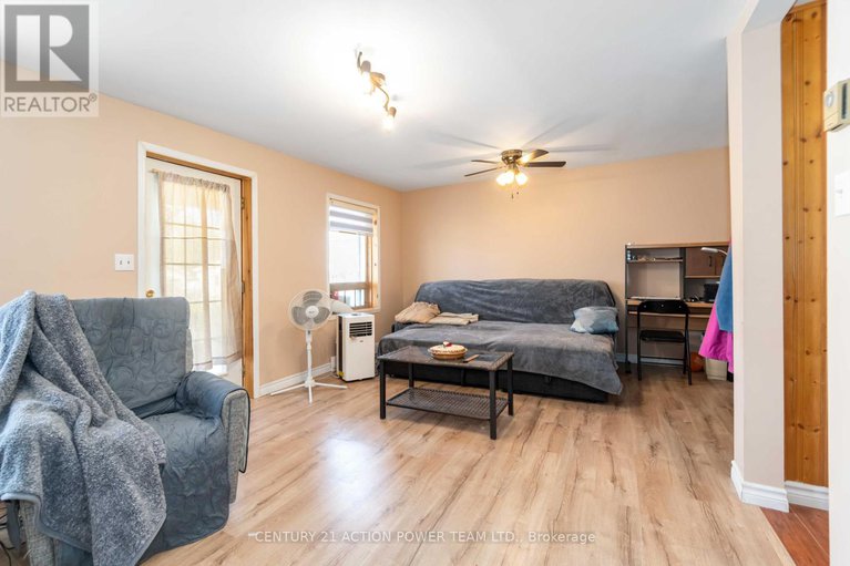 28888817/4975-st-paul-street/east-hawkesbury-twp/hawkesbury/ontario/K0B1P0_9