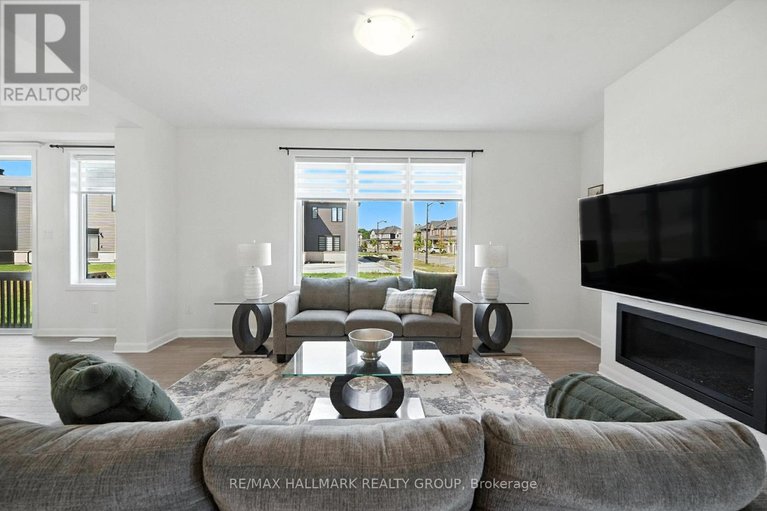 28632471/547-anchor-circle/mahogany-community/ottawa/ontario/K4M0N4_9