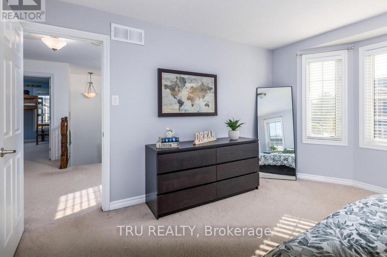 29052301/2757-grand-canal-street/half-moon-bay/ottawa/ontario/K2J0S7_20